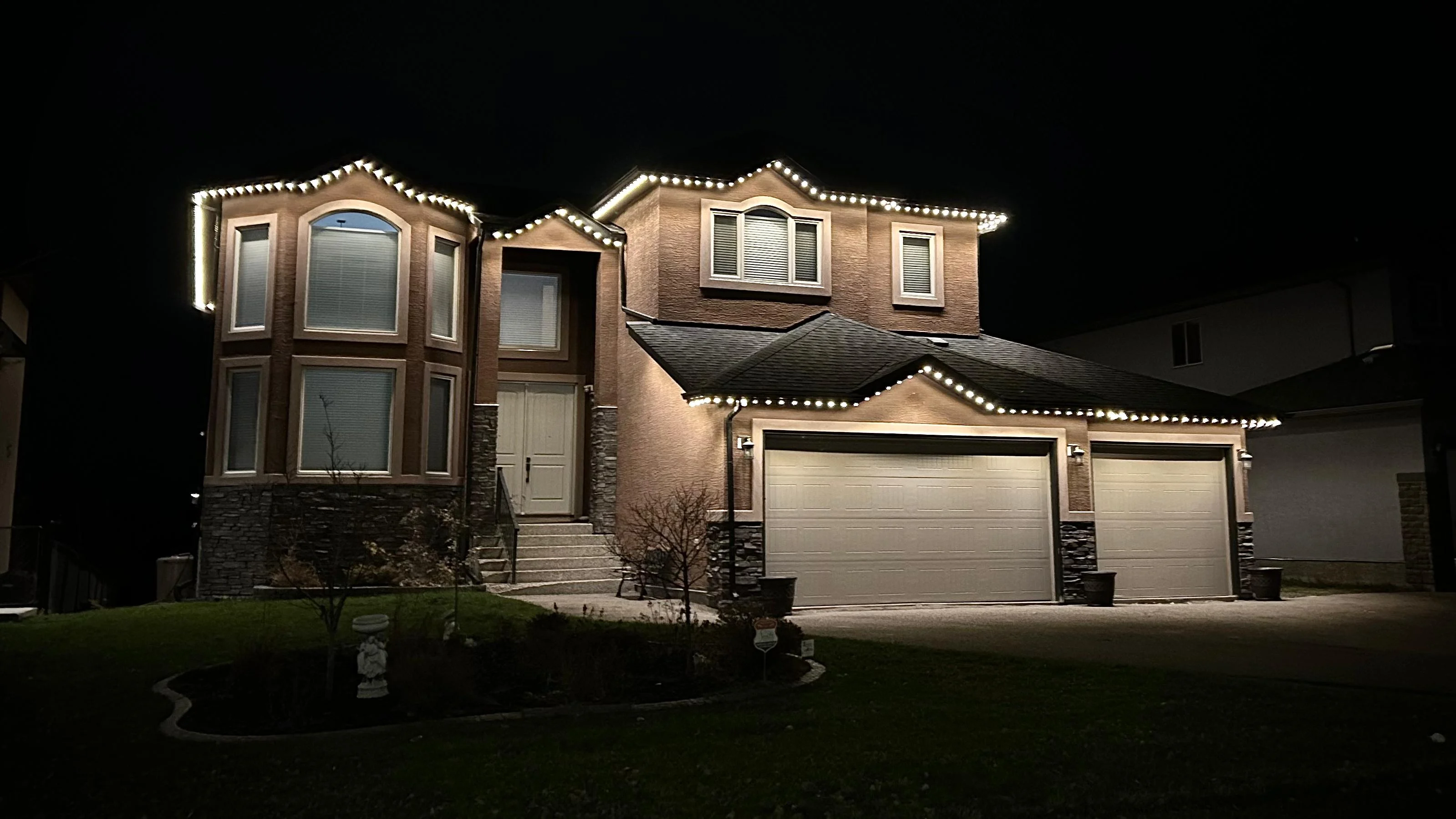 Complete Home Illumination permanent outdoor lighting scene